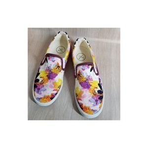 Inkkas floral slip-on sneakers size 8